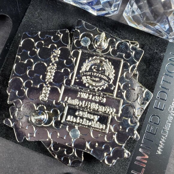 Disney Zootopia Trading Pin Gazelle Antelope Lapel Pin Brooch Badge Accessories - Picture 6 of 8